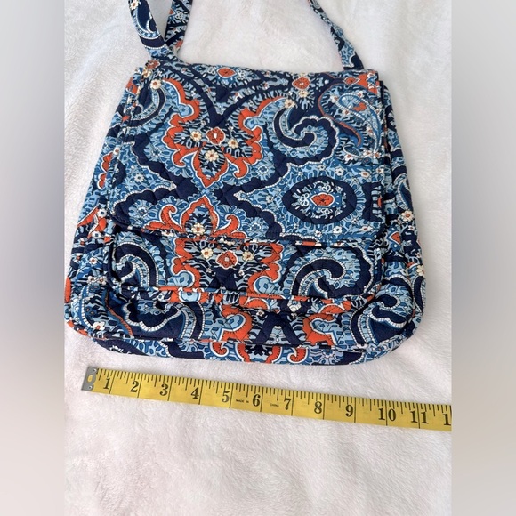 Vera Bradley Mailbag Crossbody - Picture 5 of 9